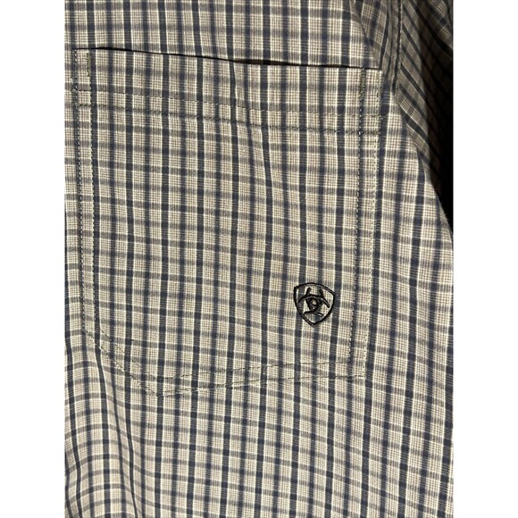 Ariat Pro Series Long Sleeve Button Down Shirt Mens Size L Blue Checkered - Picture 2 of 7